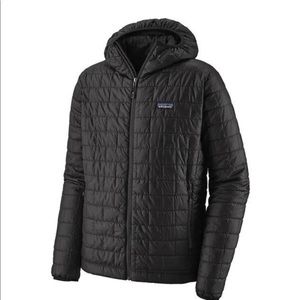 Patagonia Men's Nano Puff Hoody | BLK-Black (size medium)